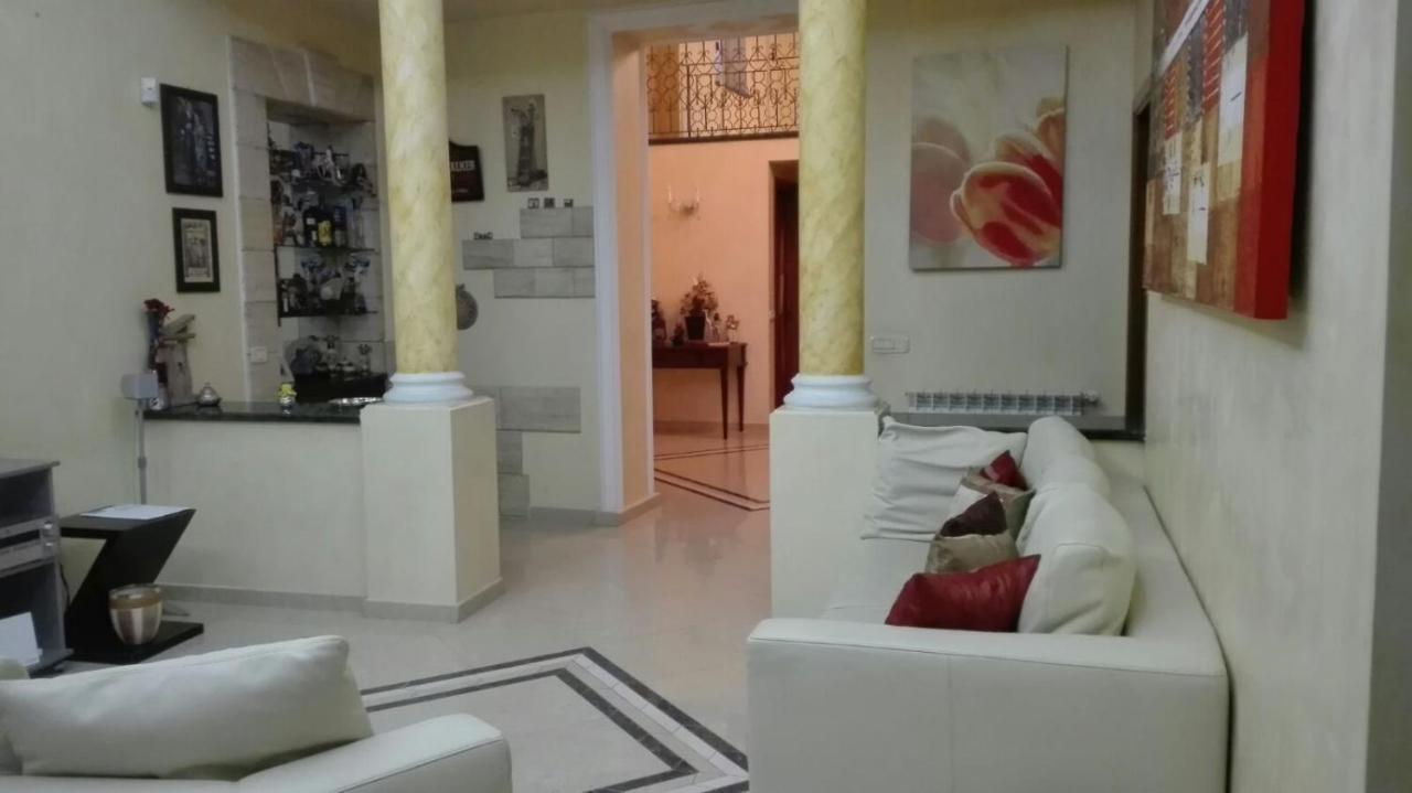 Carini Luxury Apartment Vicino Aereoporto E Al Mare Exterior photo